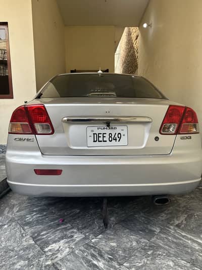 Honda Civic EXi 2005