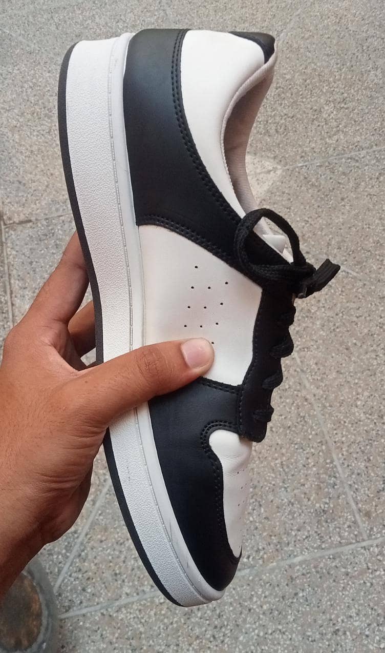 Sneakers 3