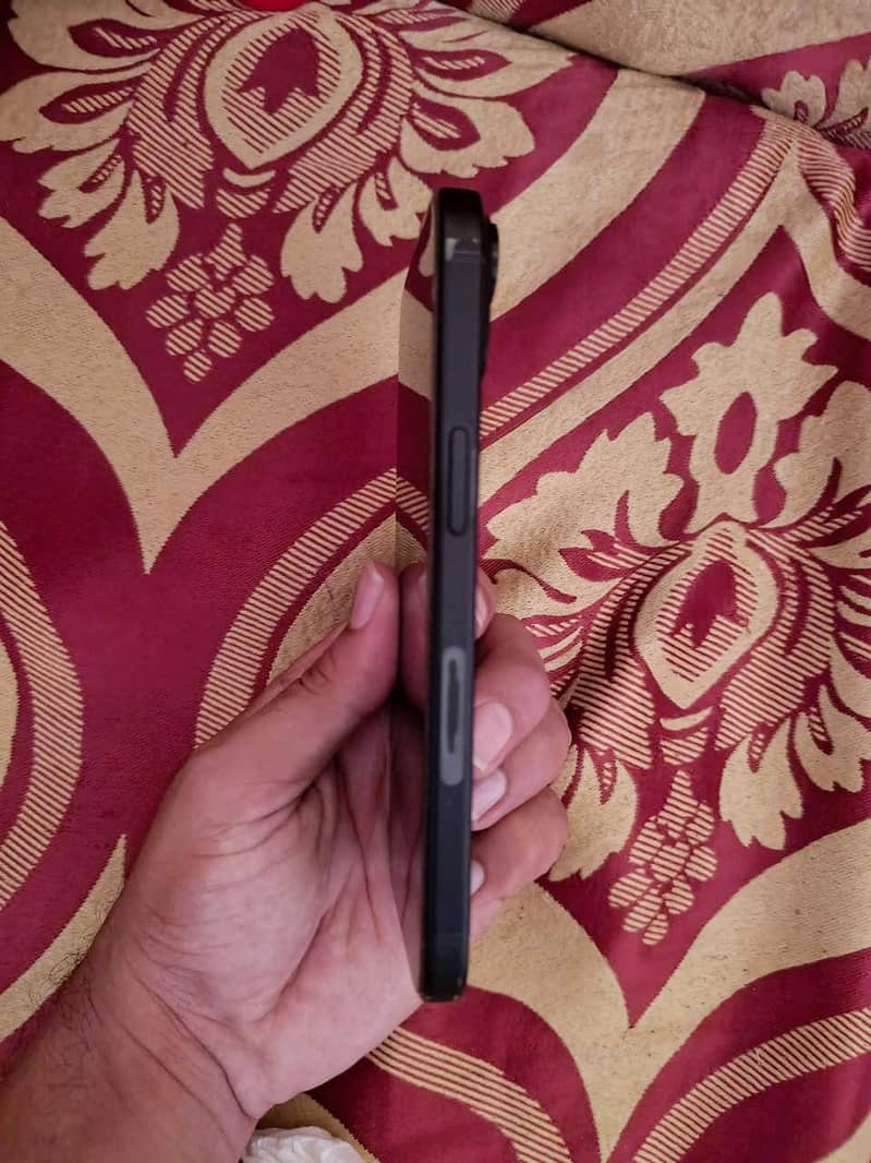 iPhone 15 jv 2
