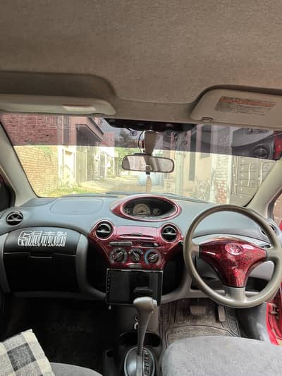 Toyota Vitz 2000