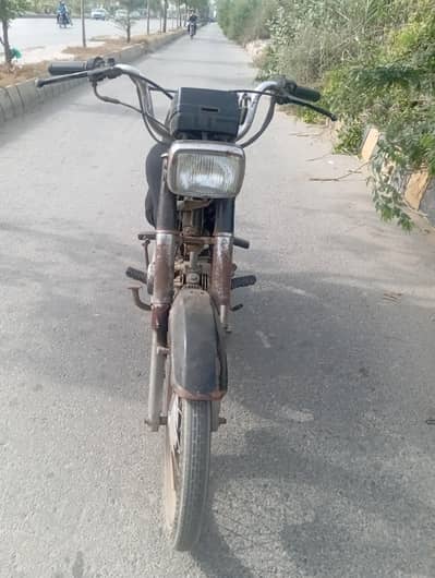 Hundays 2023 model Karachi number