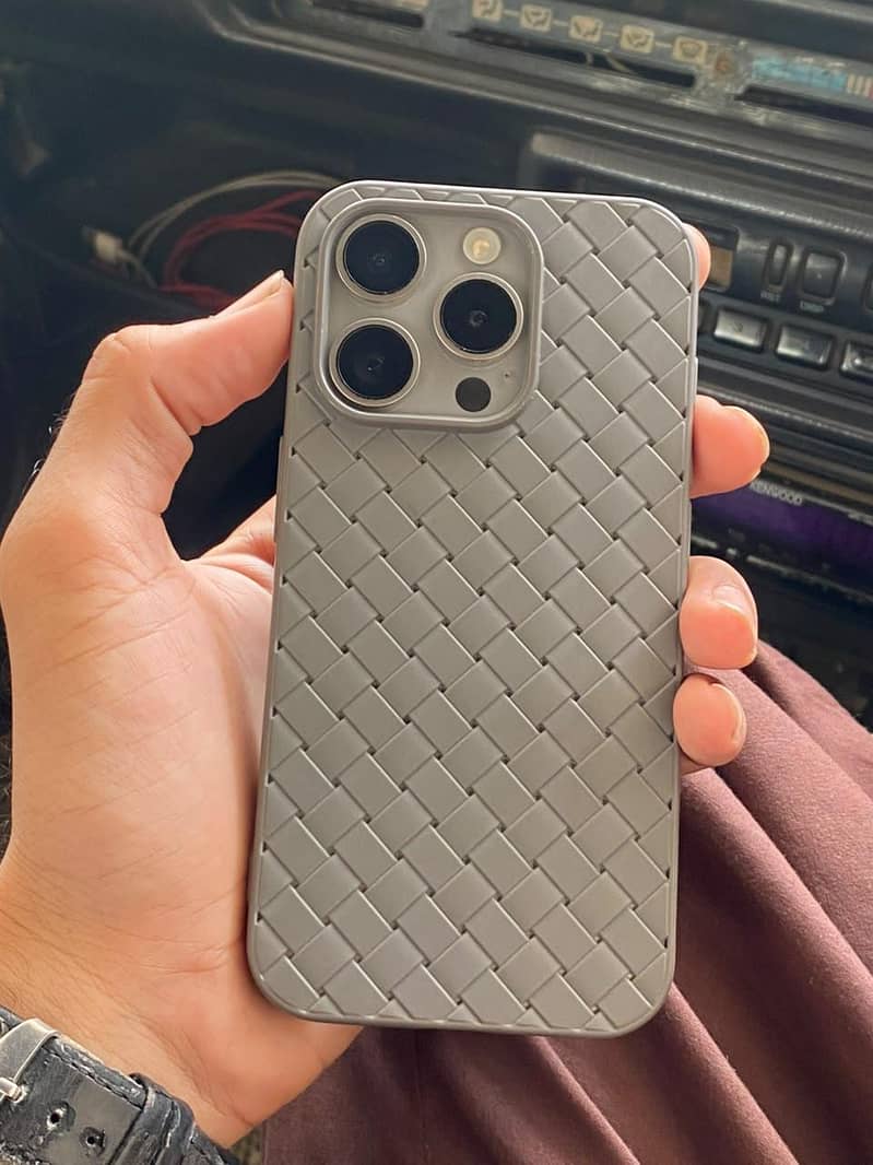 Apple iPhone 15 Pro 5