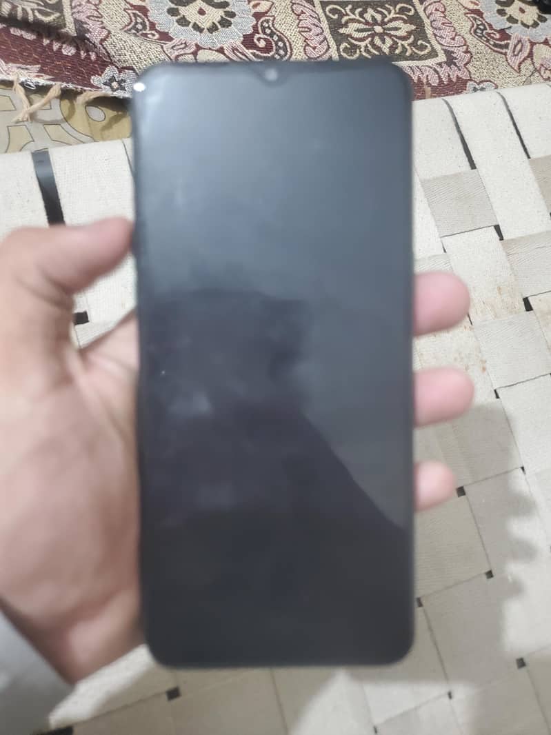 realme 5i 4