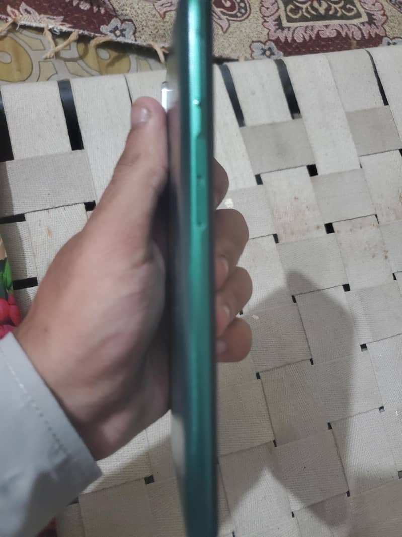 realme 5i 5