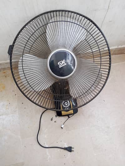 Bracket Fan for Sale