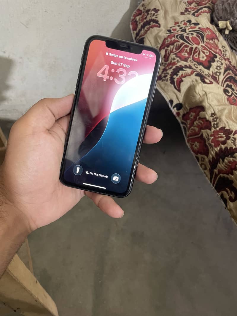 Apple iPhone 11 8