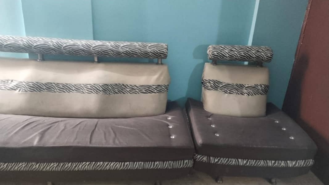 5 Seater Sofa Set 1
