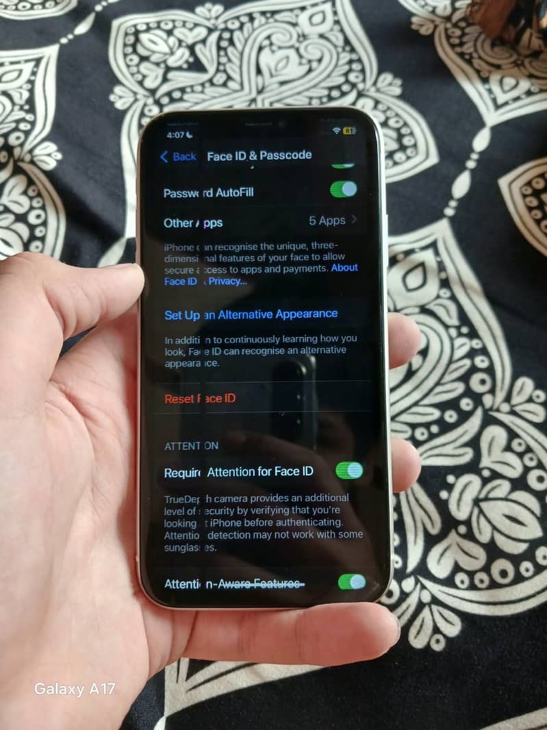 Apple iPhone 11 2