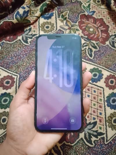 iPhone 12 – 64GB URGENT SALE