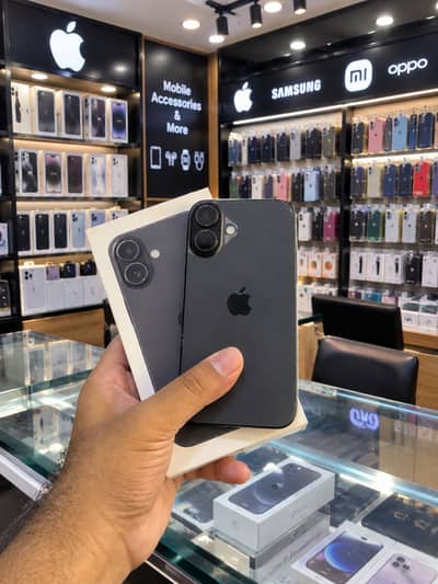 Apple iPhone 16