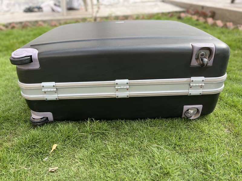 Suitcase bag 4