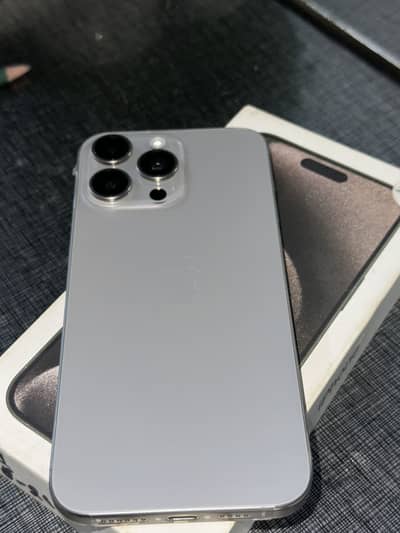 Apple iPhone 15 Pro Max