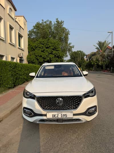 MG HS 2021