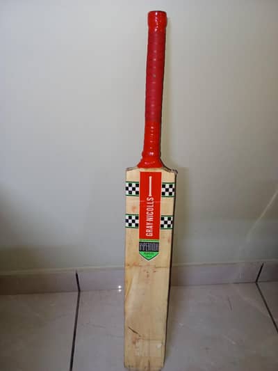Gray Nicols tape ball bat