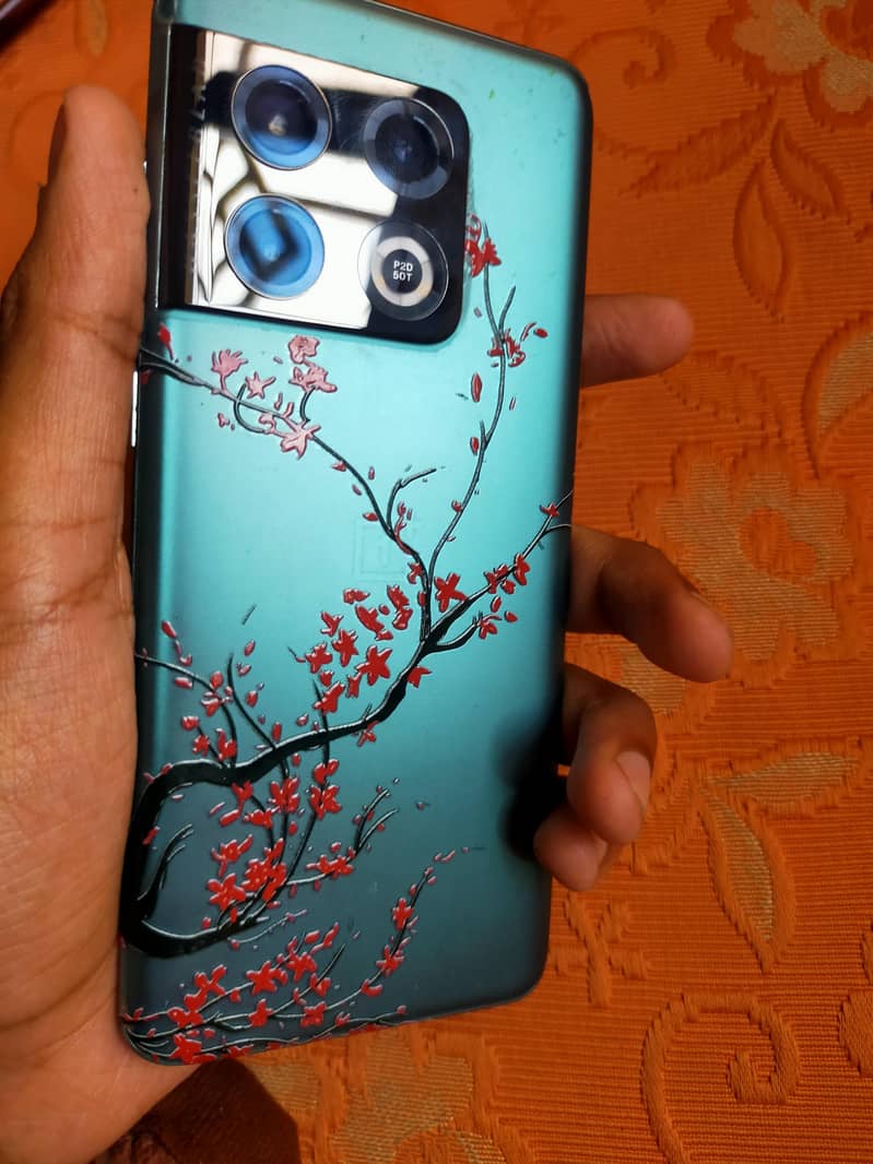 One Plus 10 Pro 1