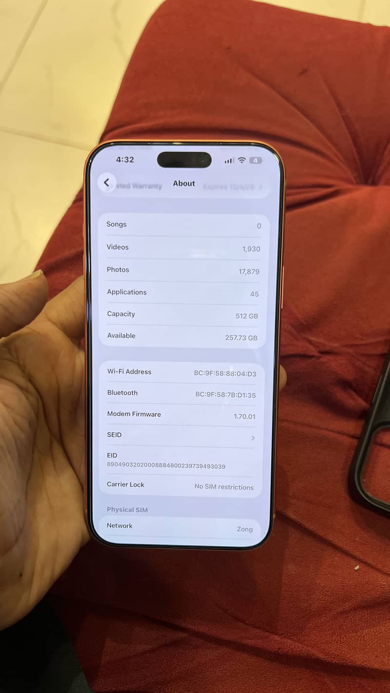 Apple iPhone 17 Pro Max 0