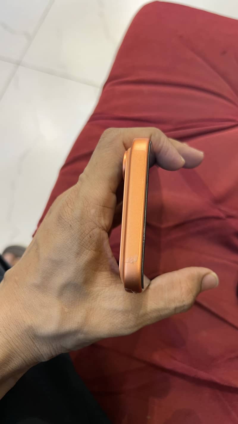 Apple iPhone 17 Pro Max 2