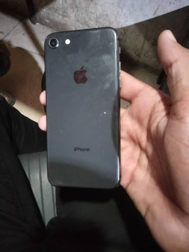 Apple iPhone 8 15