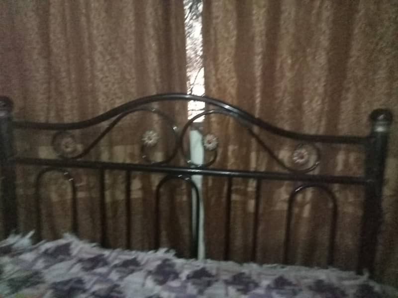 without mattress bed iron 0