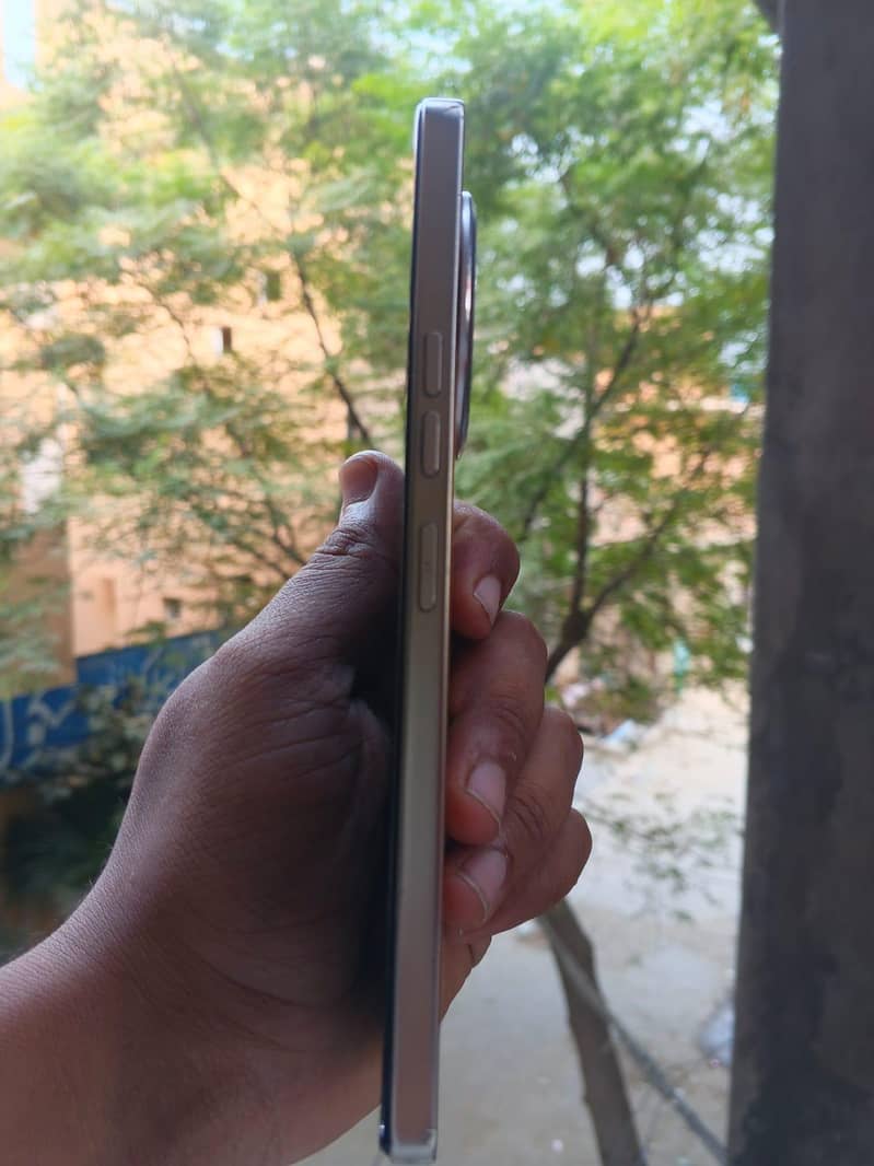 Tecno CAMON 30   24/256 4