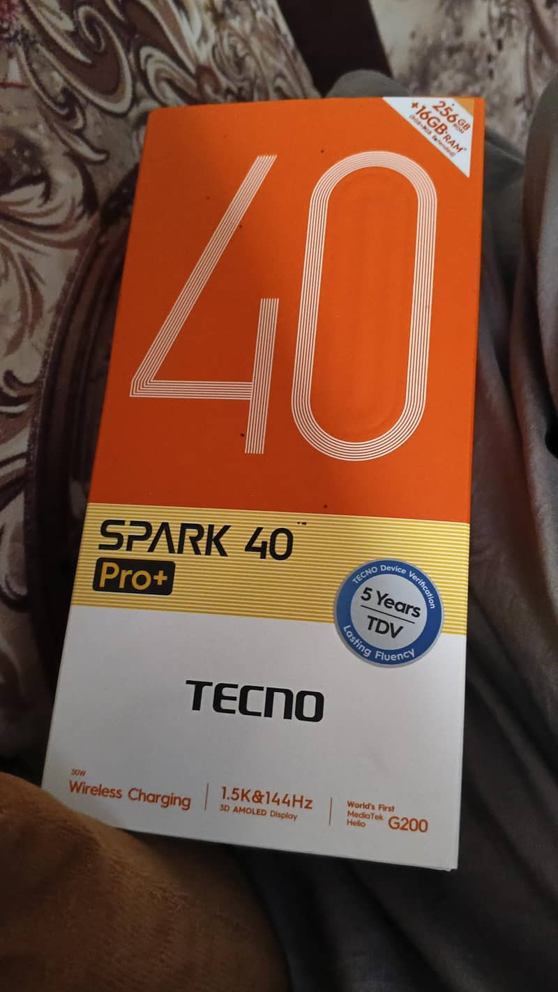 Tecno Spark 40 pro plus 8