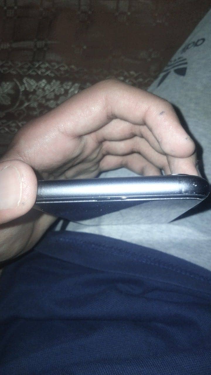 Apple iPhone 11 2