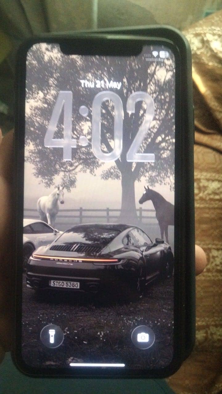 Apple iPhone 11 3