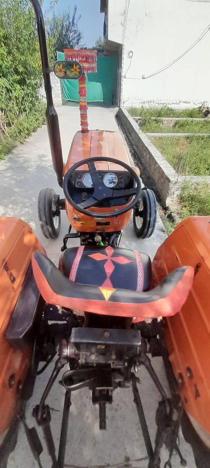 tractor 2017 model 10/10 2