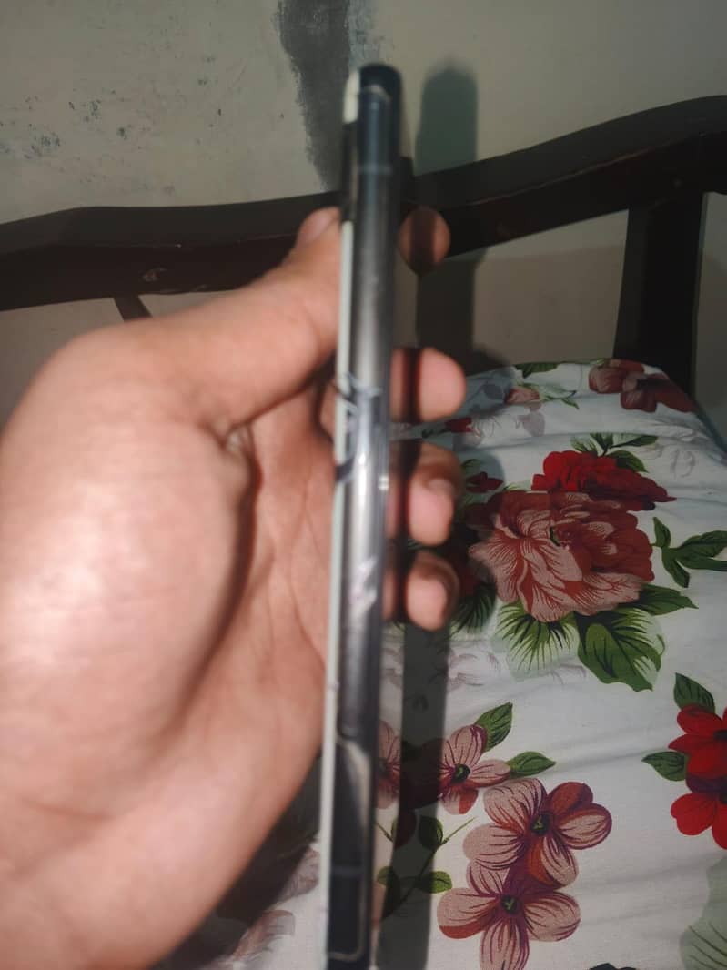 Google Pixel 6a 4