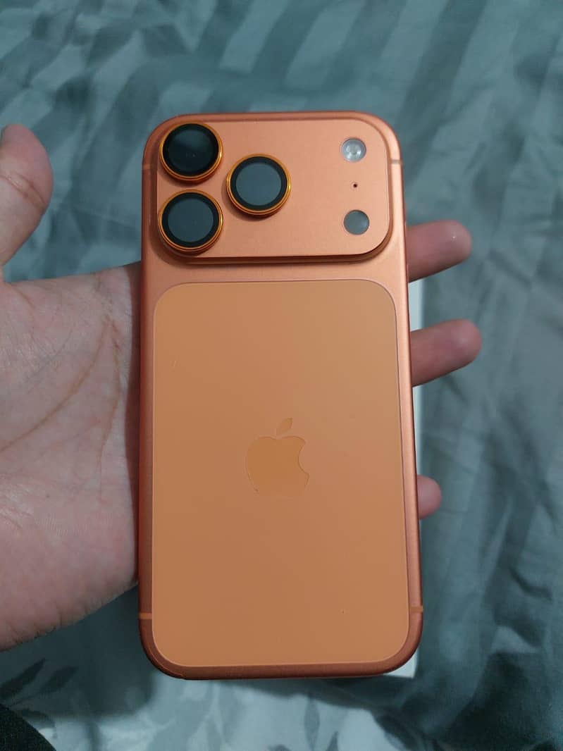 Apple iPhone 17 Pro 1