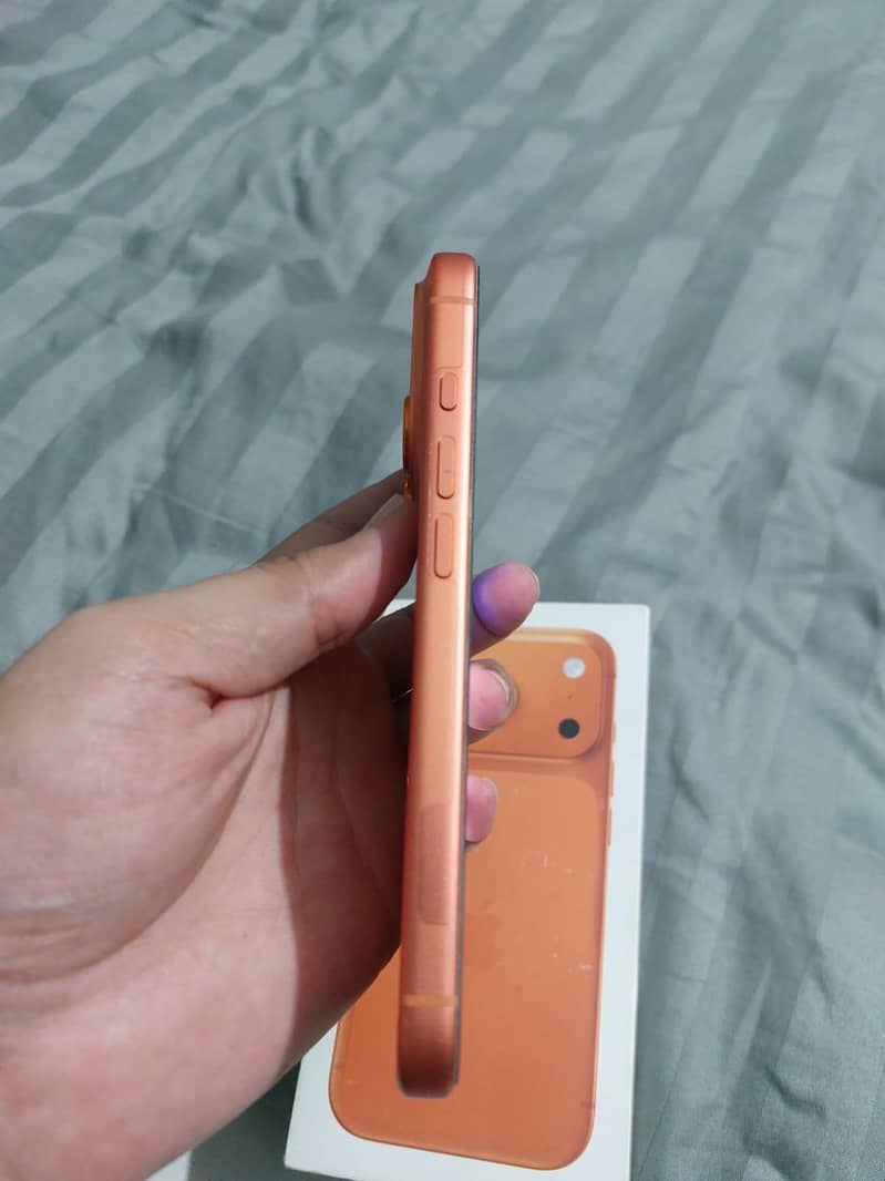 Apple iPhone 17 Pro 4