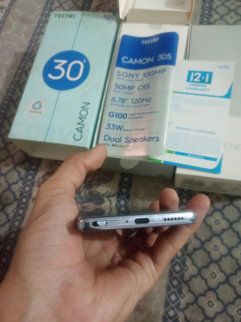 Tecno CAMON 30S 3