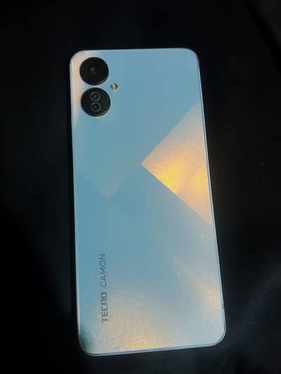 Tecno Camon 19