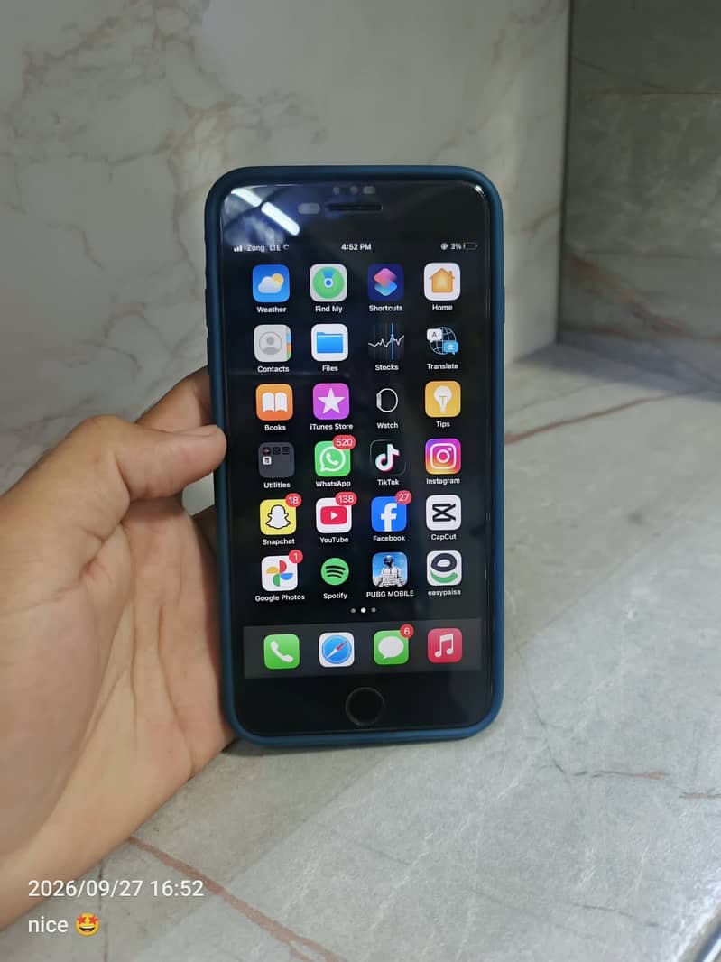 Apple iPhone 7 Plus 4