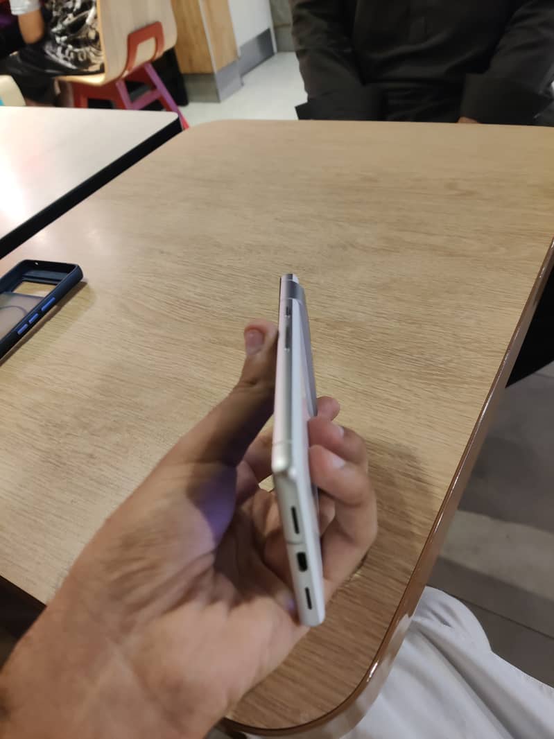 Google Pixel 7 3
