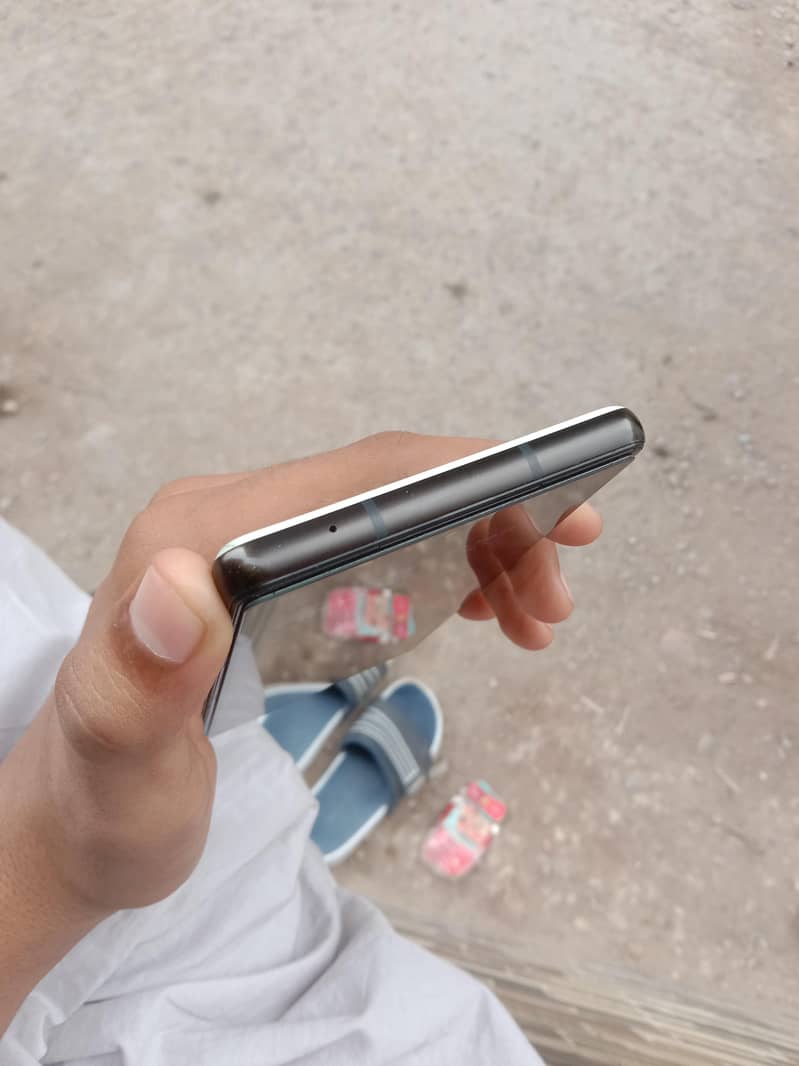 Google Pixel 6a 3