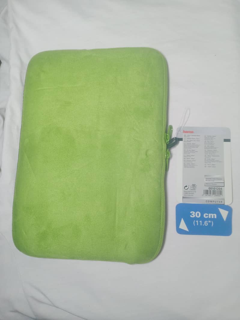 11" Tablet sleeve/pouch 6