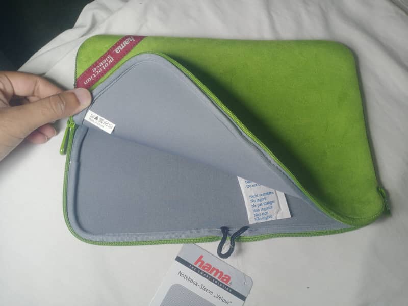 11" Tablet sleeve/pouch 7