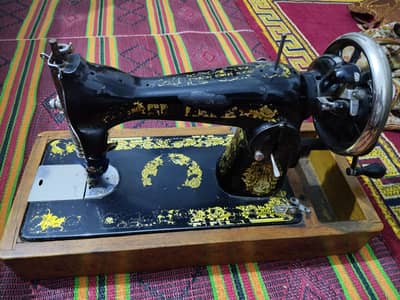 supreme sewing machine