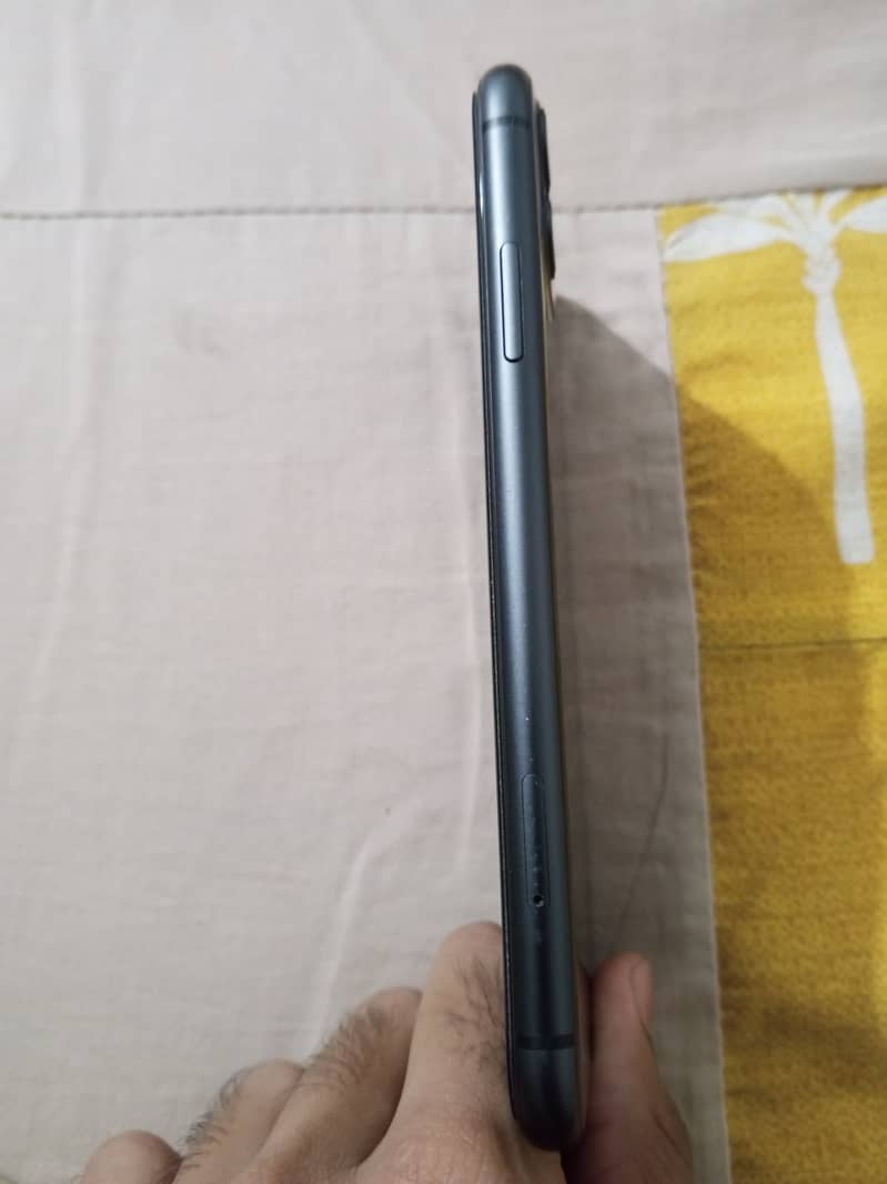 Apple iPhone 11 1