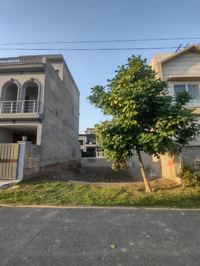 10 Marla Plot for Sale in Tulip Extension, Park View City Lahore