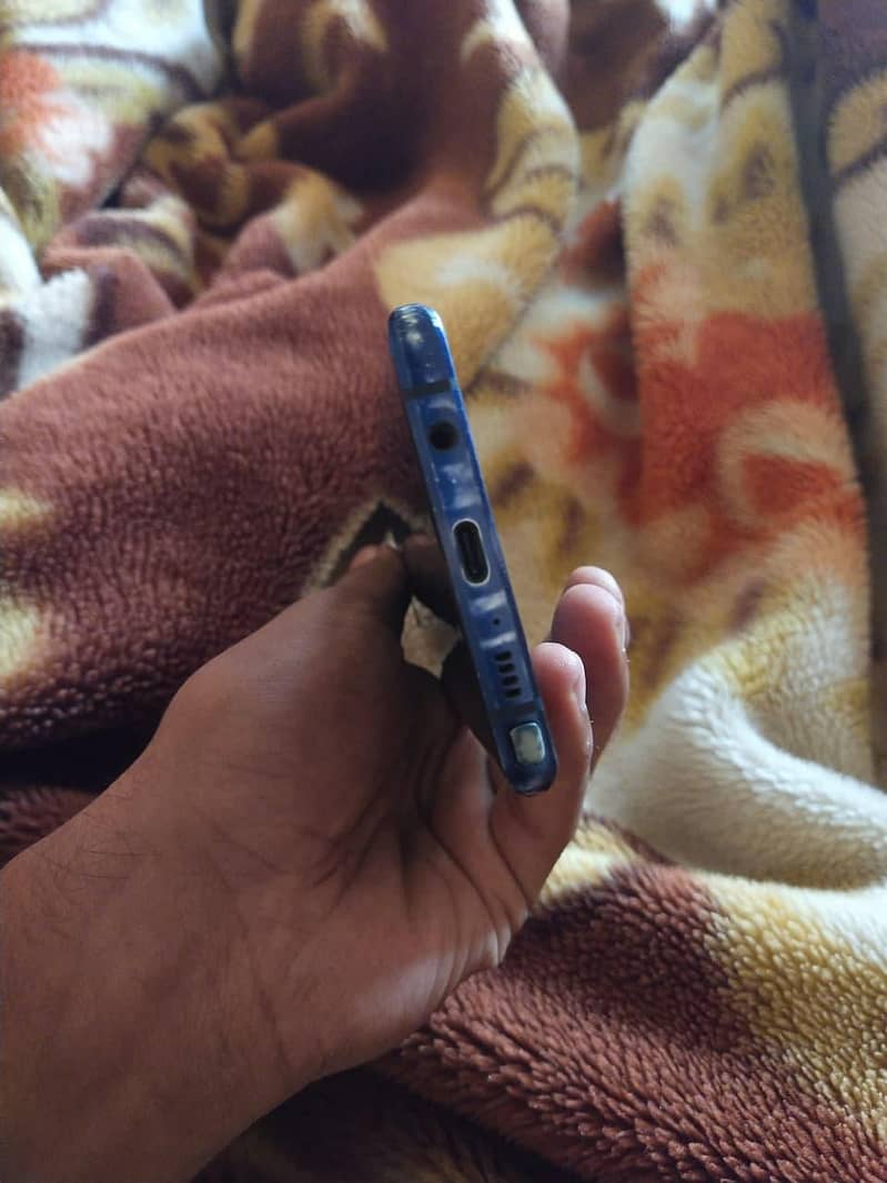 Samsung Mobile Note 9 7