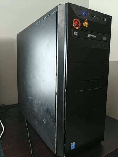 I5-4590, with Rx 570 (8GB)