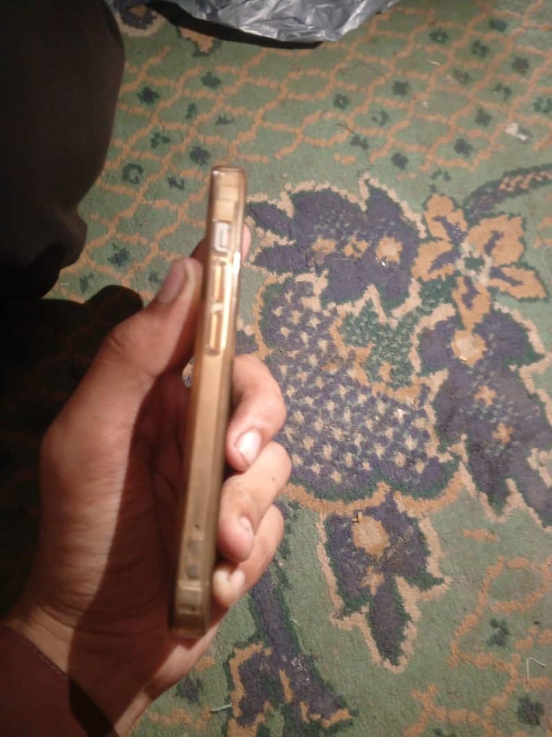 Apple iPhone 12 mini 2