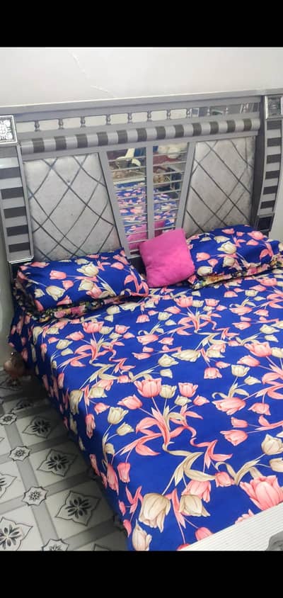 Bed dressing almari furniture