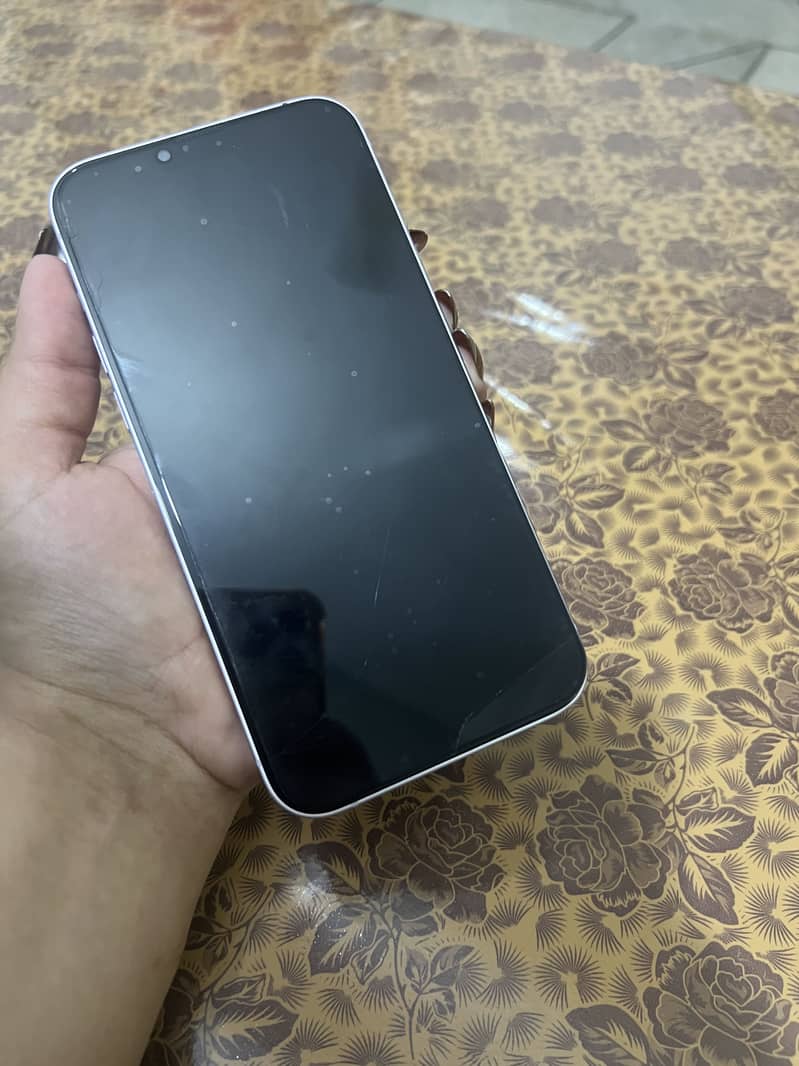 Apple iPhone 14 plus 3