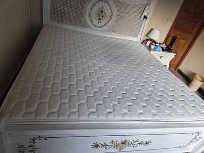 queen bed mattress for sale at reasonable price i