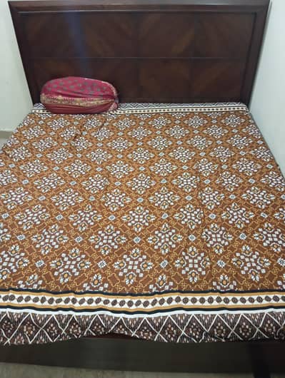 Bed Dresser and Side table