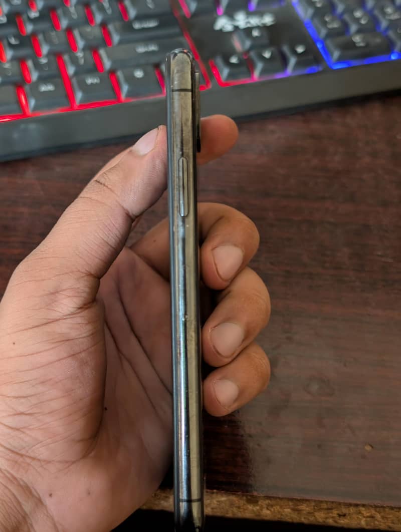 Apple iPhone X 1