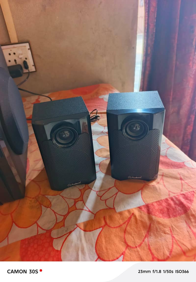 Audionic Bluetooth speakers 1